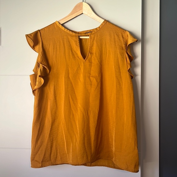 Mustard blouse - Picture 1 of 2